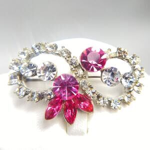 Vintage Pink Rhinestone Infinity Brooch Silver Tone Romantic Retro
